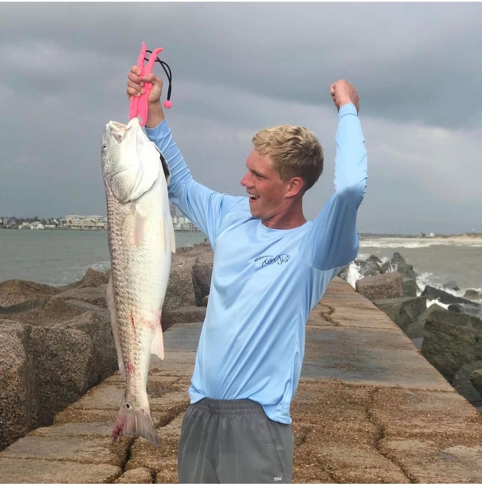 Bull Red Jetty Adventure In Port Aransas