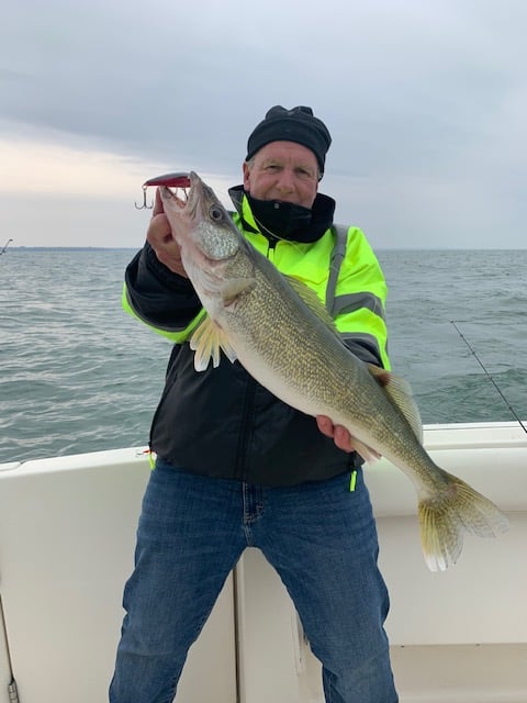 Lake Erie Walleye: Jigging/Cast Trip In Grand River