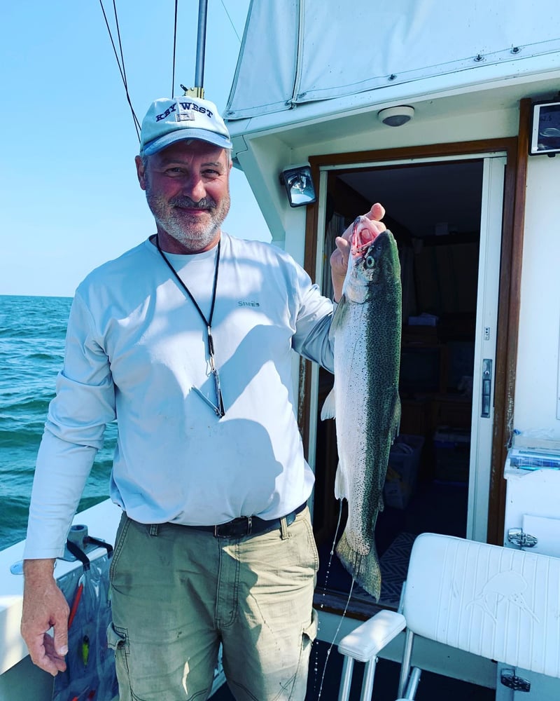 Lake Erie Premium Walleye Experience In Grand River