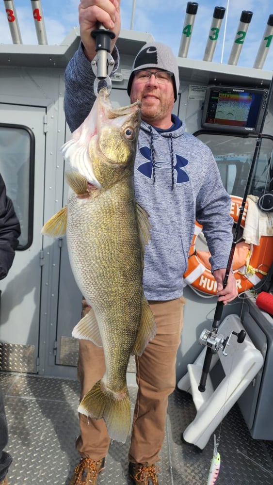 Lake Erie Walleye Fishing In Lorain