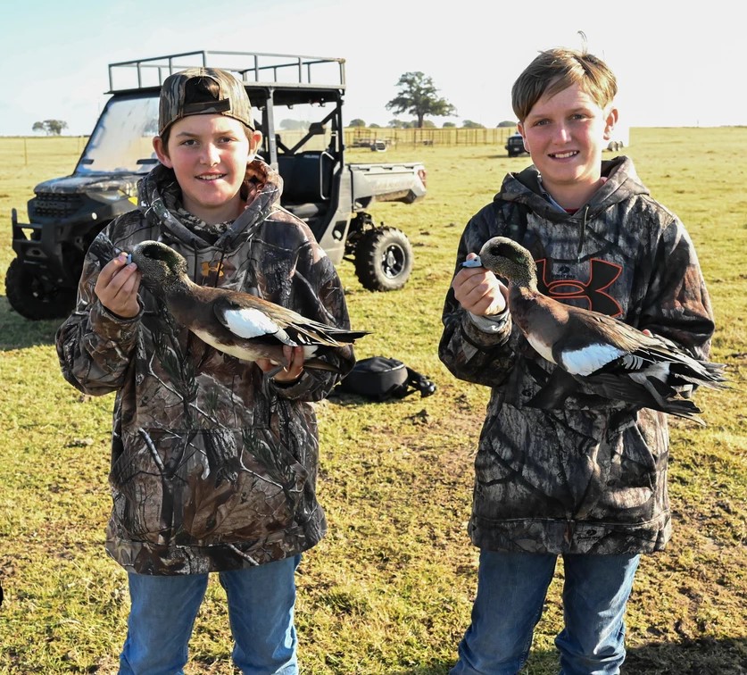 Central Texas Duck Hunts W/ Lodging In Eastland