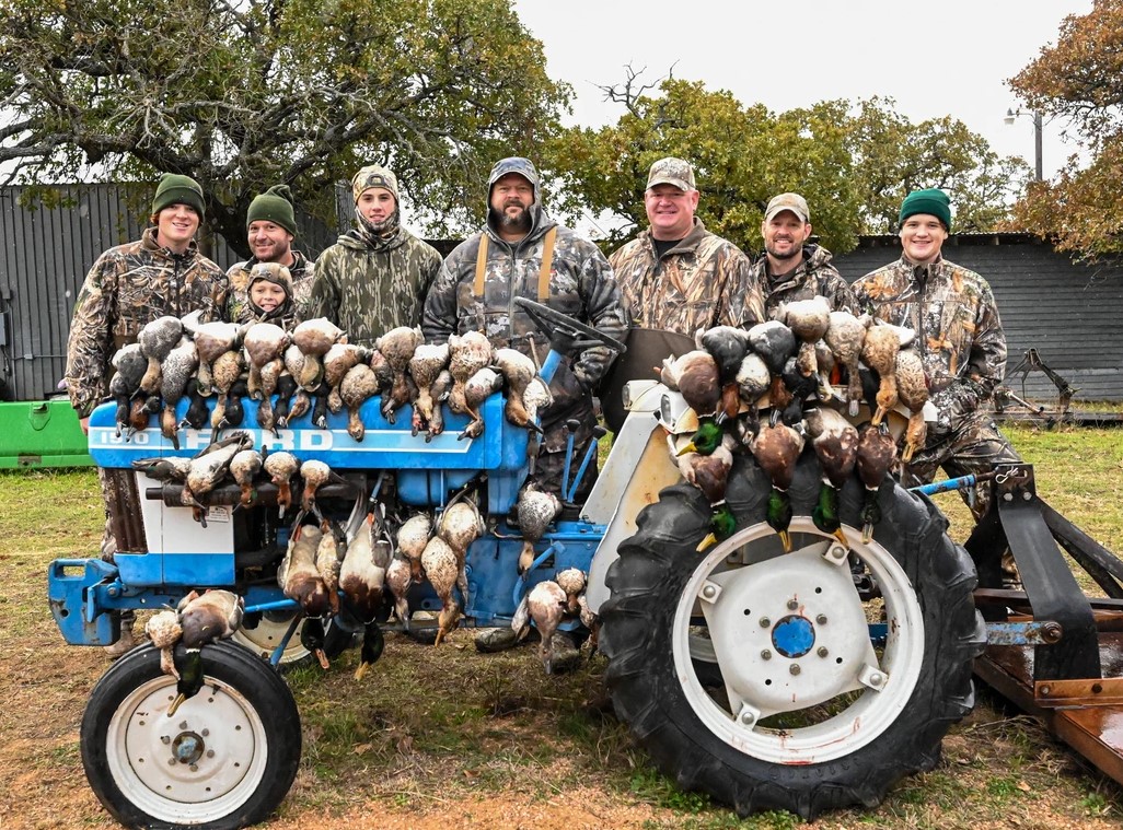 Central Texas Duck Hunts W/ Lodging In Eastland