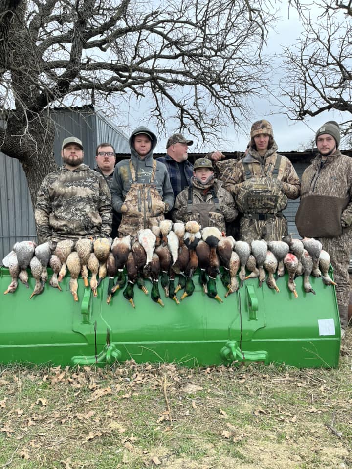 Central Texas Duck Hunts W/ Lodging In Eastland