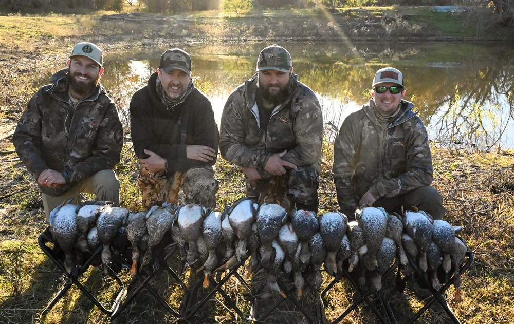 Central Texas Duck Hunts W/ Lodging In Eastland