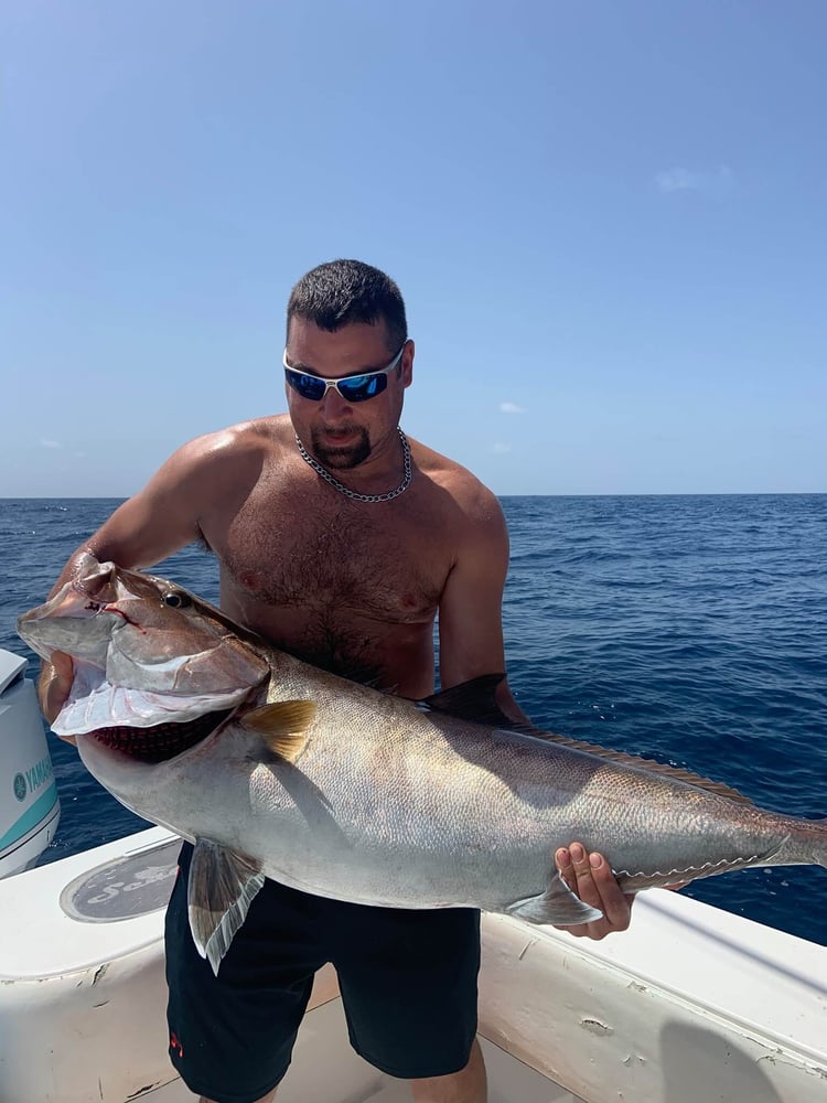 Going Deep - 35' Sea Hunter In Galveston