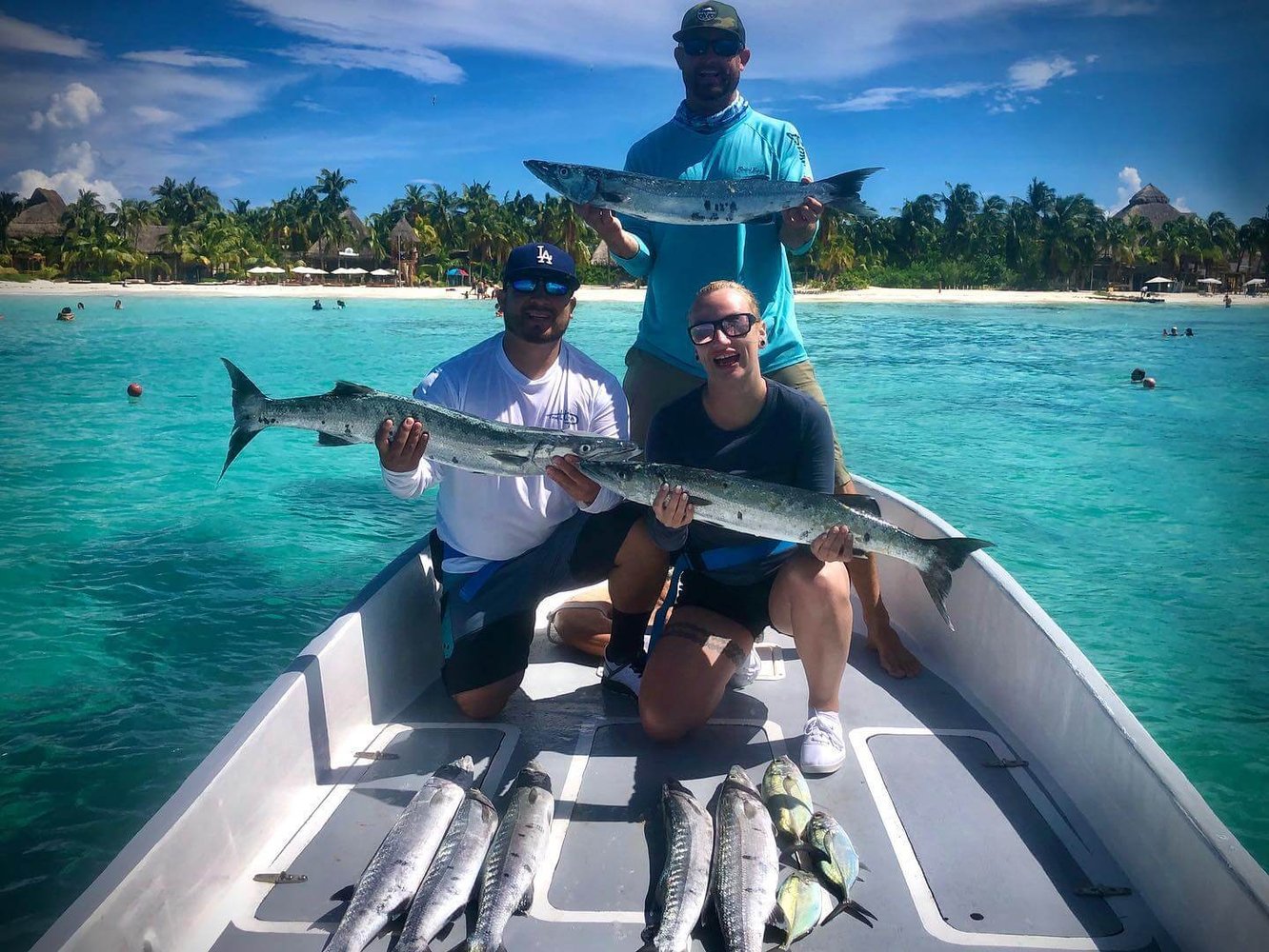 Cancun Big Game - 25' Panga In Cancún