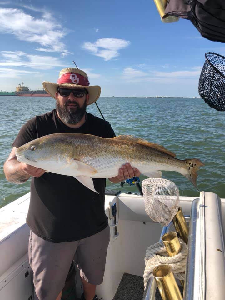 Shark Hunt- 23' Edgewater (June-August) In Galveston