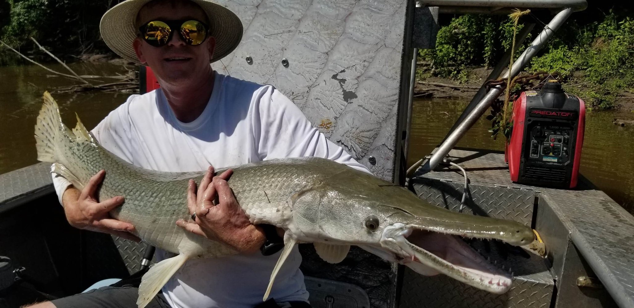 Monster Gar On Rod And Reel In Houston