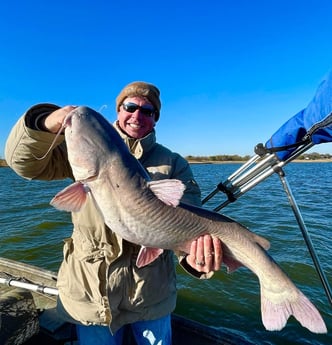 Blue Catfish fishing in Dallas, Texas