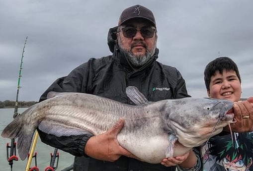 Blue Catfish fishing in Dallas, Texas