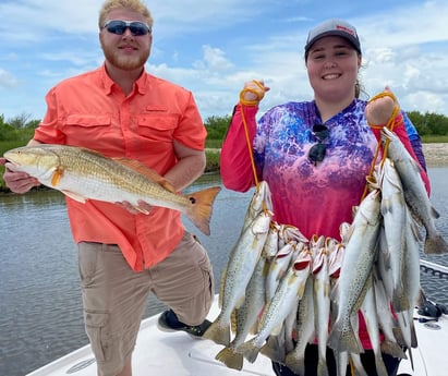 Redfish, Speckled Trout / Spotted Seatrout fishing in Port Arthur, Jefferson County