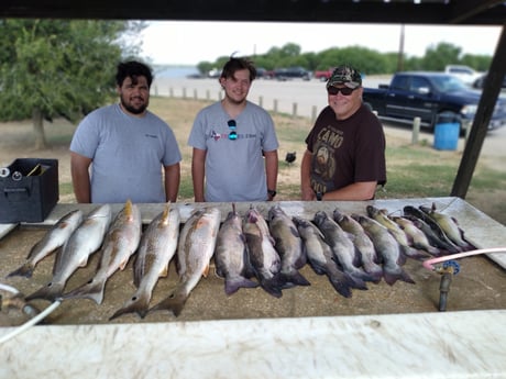 Blue Catfish, Redfish fishing in San Antonio, Texas