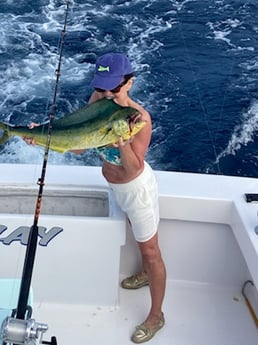 Giant Trevally fishing in Marathon, Florida