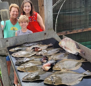 Flounder, Sheepshead fishing in Port O&#039;Connor, Texas