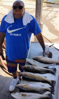 Redfish, Speckled Trout / Spotted Seatrout fishing in Dickinson, Texas