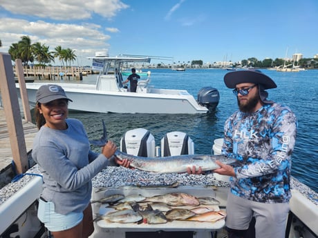 King Mackerel / Kingfish, Red Grouper, Scup / Porgy, Triggerfish Fishing in Riviera Beach, Florida