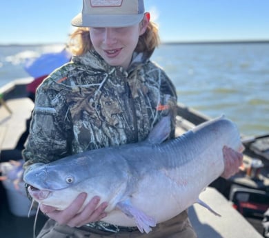 Blue Catfish Fishing in Dallas, Texas