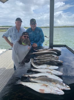 Redfish, Speckled Trout / Spotted Seatrout fishing in Galveston, Texas