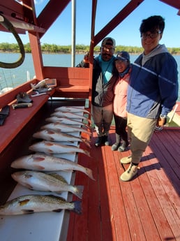 Redfish, Speckled Trout / Spotted Seatrout fishing in South Padre Island, Texas