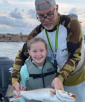 Speckled Trout / Spotted Seatrout fishing in Port O&#039;Connor, Texas