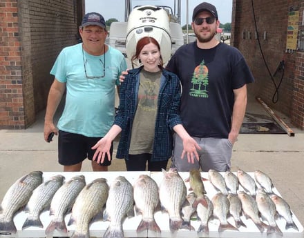 Blue Catfish, Hybrid Striped Bass Fishing in Runaway Bay, Texas