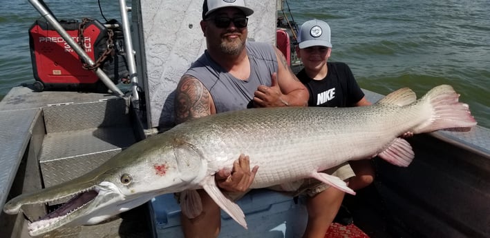 Alligator Gar fishing in Livingston, Texas