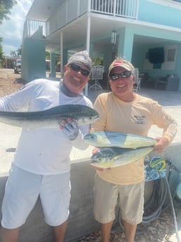 Albacore Tuna, Mahi Mahi / Dorado fishing in Key Largo, United States (+1)