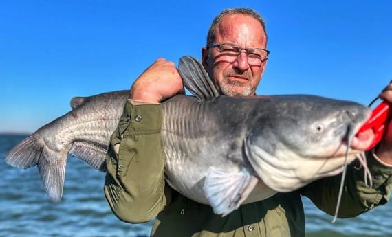 Blue Catfish Fishing in Dallas, Texas