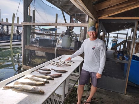 Redfish, Speckled Trout / Spotted Seatrout fishing in Crystal River, Florida