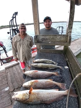 Redfish, Speckled Trout / Spotted Seatrout fishing in Rio Hondo, Texas