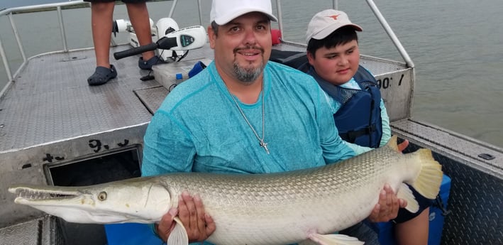 Alligator Gar fishing in Livingston, Texas