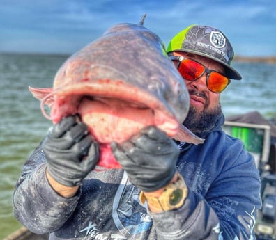 Blue Catfish Fishing in Dallas, Texas