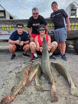 Alligator Gar Fishing in Houston, Texas