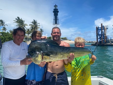 Mahi Mahi / Dorado fishing in Pompano Beach, Florida