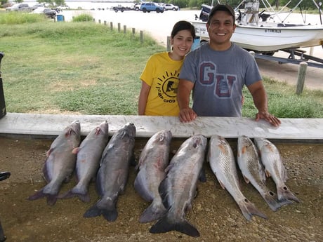 Blue Catfish, Redfish fishing in San Antonio, Texas