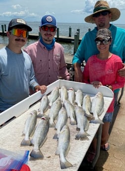 Speckled Trout / Spotted Seatrout fishing in Texas City, Texas