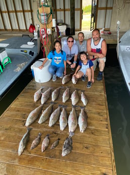 Black Drum, Redfish, Speckled Trout / Spotted Seatrout fishing in Port O&#039;Connor, Texas