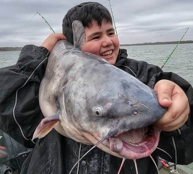 Blue Catfish fishing in Dallas, Texas