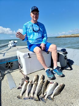 Speckled Trout / Spotted Seatrout fishing in Galveston, Texas