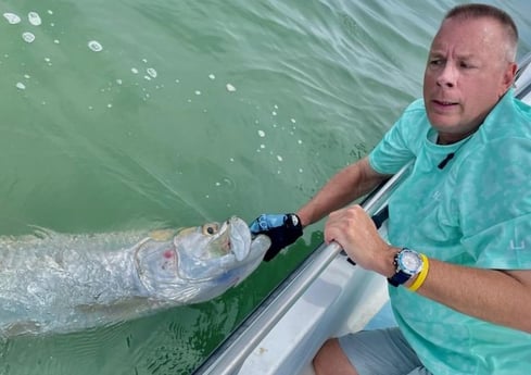 Tarpon fishing in Trails End, North Carolina