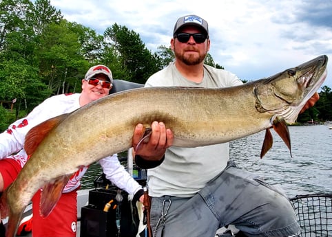 Muskie fishing in Knoxville, Tennessee