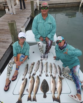 Flounder, Redfish, Speckled Trout / Spotted Seatrout fishing in South Padre Island, Texas