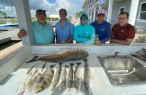 Redfish, Sheepshead, Speckled Trout / Spotted Seatrout fishing in Galveston, Texas