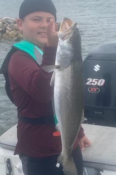 Speckled Trout / Spotted Seatrout fishing in Port O&#039;Connor, Texas