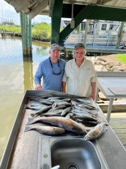 Redfish, Speckled Trout / Spotted Seatrout fishing in Sulphur, Louisiana