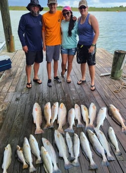 Redfish, Speckled Trout / Spotted Seatrout fishing in Port O&#039;Connor, Texas