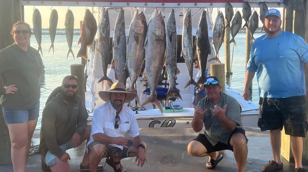 Amberjack, Barracuda, Blackfin Tuna, King Mackerel / Kingfish fishing in Port Aransas, Texas