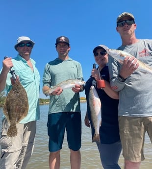 Flounder, Redfish, Speckled Trout / Spotted Seatrout fishing in Matagorda, Texas