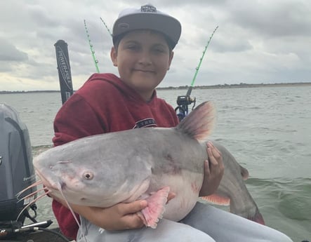 Blue Catfish fishing in Dallas, Texas