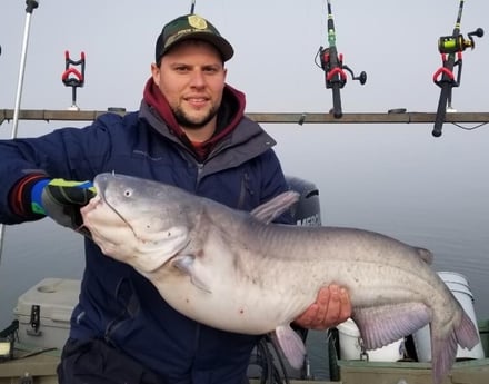 Blue Catfish fishing in Dallas, Texas